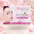 Lotus Herbals WhiteGlow InstaGlow Brightening 4 in 1 Facial Kit product image 1