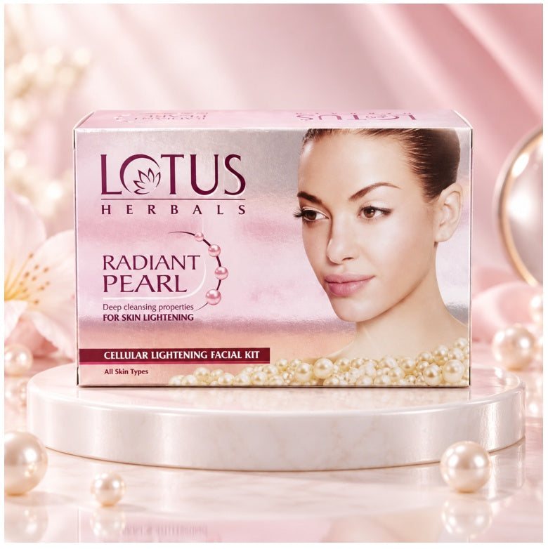 Lotus Herbals Radiant Pearl Cellular Lightening Facial Kit product image 1